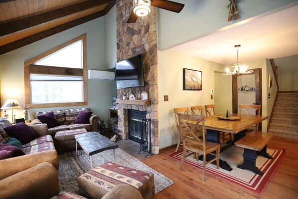 TV, fireplace, Netflix, streaming services