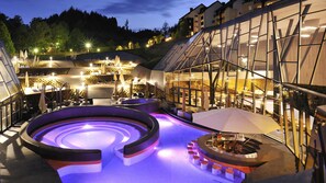 Indoor pool, outdoor pool