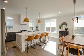 Fridge, microwave, stovetop, dishwasher - Walk to Hip Bars* Photo wall* porch swings * designer home*  (B) (Nashville)