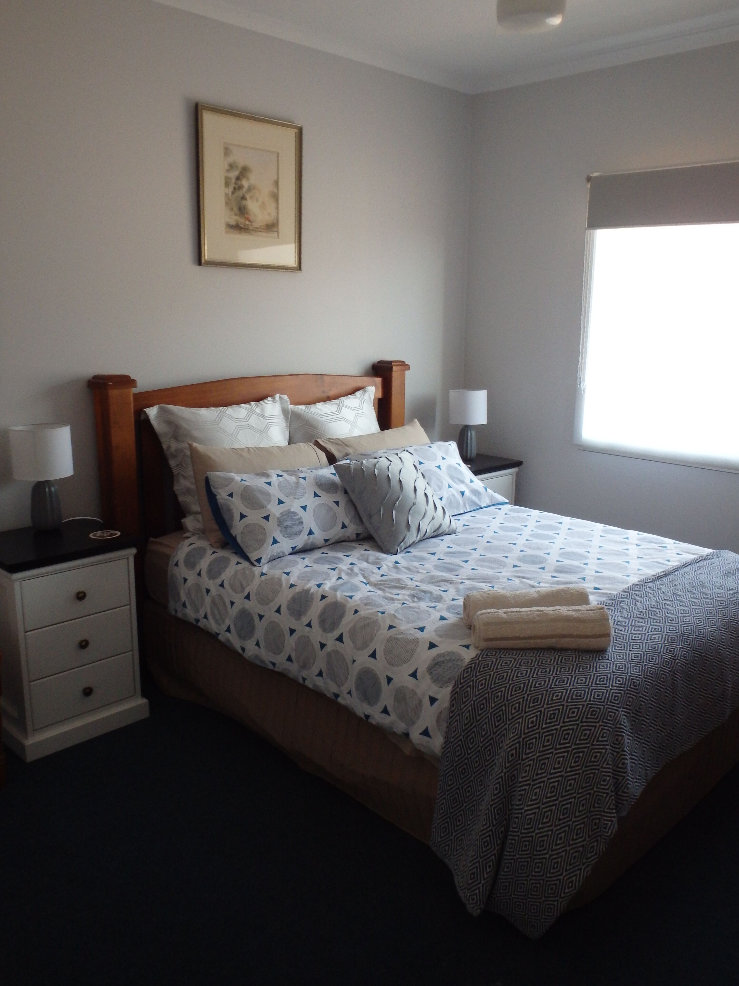 3 Schlafzimmer, Schreibtisch, Bügeleisen/Bügelbrett, WLAN