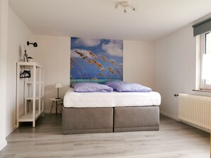 3 bedrooms, iron/ironing board, travel cot, free WiFi