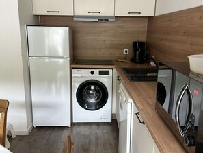 Fridge, microwave, dishwasher, electric kettle