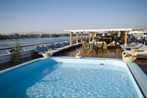 Outdoor pool - SUNRISE Terramar Cruise (Luxor)