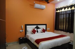 豪華帳篷 | 埃及棉床單、高級寢具、羽絨被、迷你吧