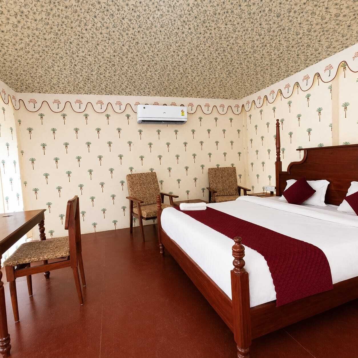 Luxury Tent | Egyptian cotton sheets, premium bedding, down comforters, minibar