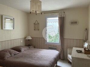 3 bedrooms