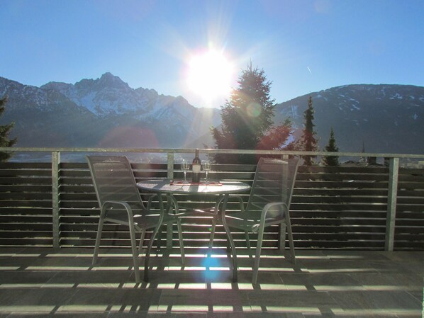 Outdoor dining - Perfect View with large balcony overlooking Lienz, swimming pool, sauna, parking (Lienz)