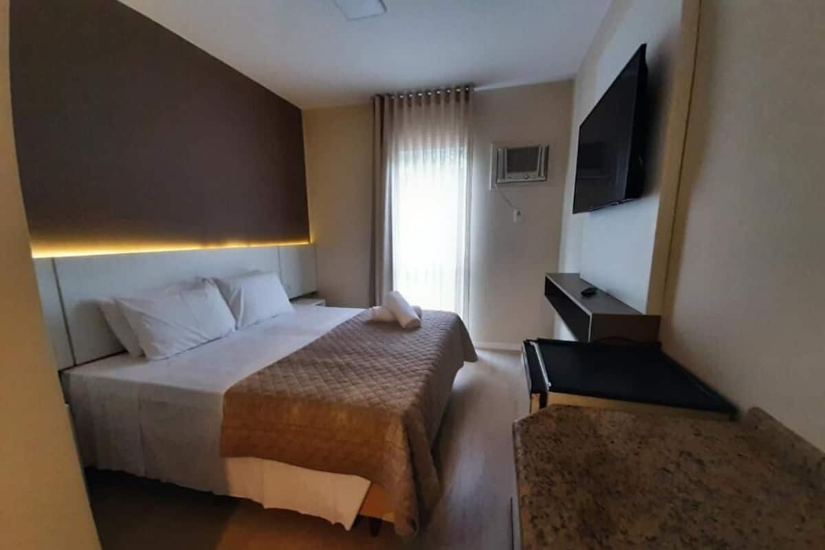 Verduisterende gordijnen, geluiddichte muren, gratis wifi, beddengoed