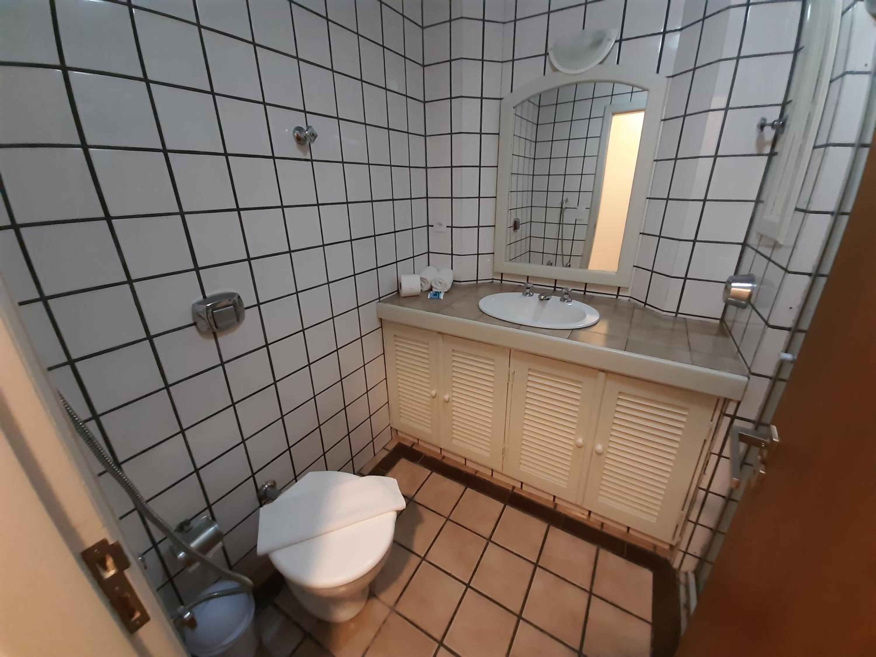 shower, rainfall showerhead, towels