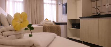 Cortinas blackout, sistema de insonorización y wifi gratis