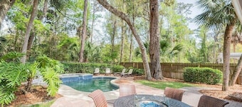 4 Pelican Street - 4 Bedroom Dog Friendly North Forest Beach Home