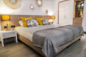 Superior Double Room, Mountain View | Premium bedding, individually decorated, individually furnished, desk