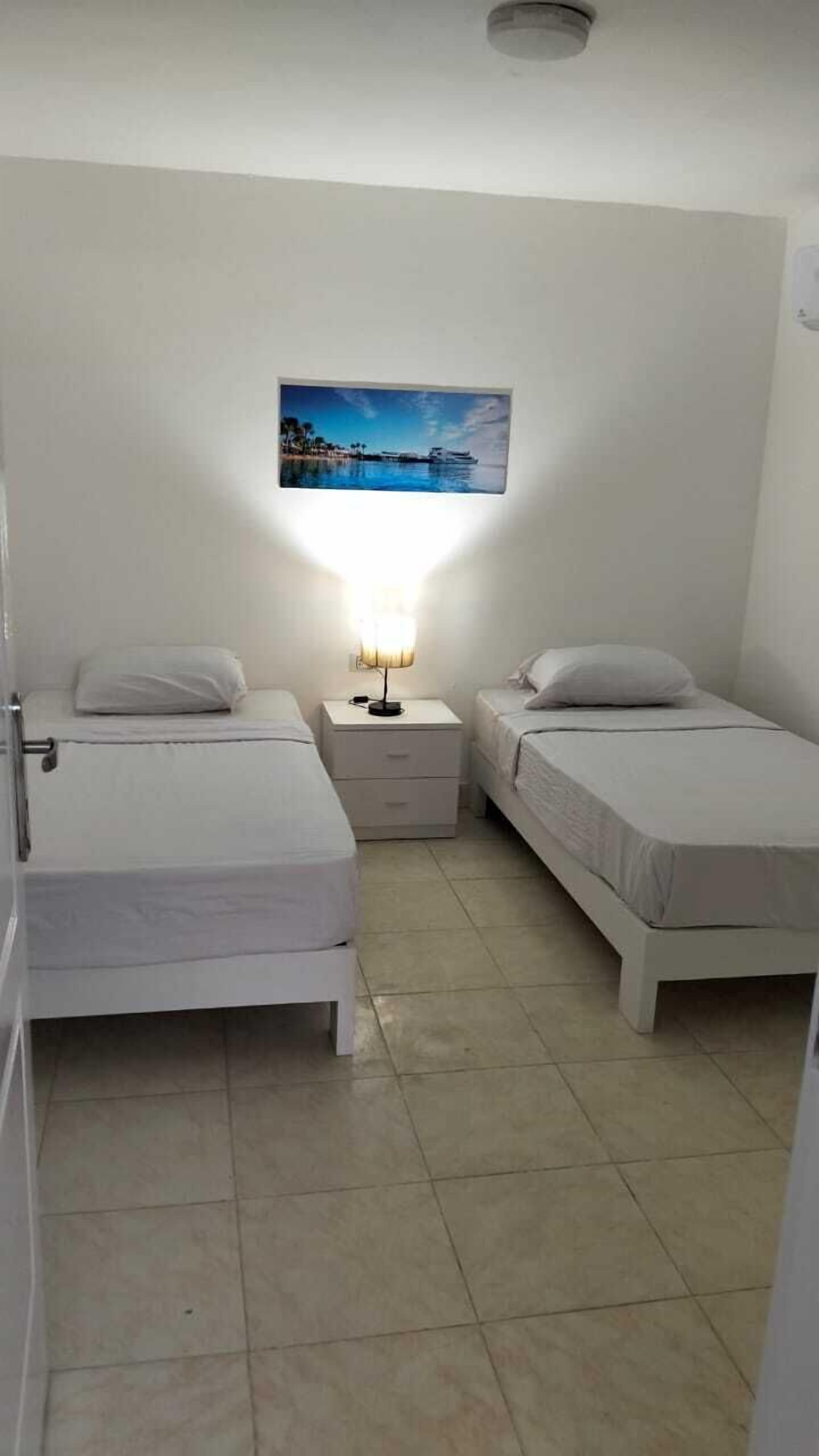 Studio Apartment | Minibar, soundproofing, bed sheets