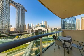 Terrace/patio - Maison Privee - 5 stars Apt in Architectural Marvel of Dubai (Dubai)