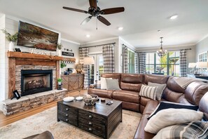 TV, fireplace, video games