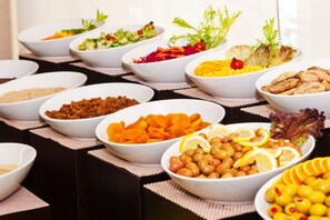 Ilmainen päivittäinen buffetaamiainen 