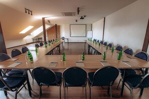 Meeting facility - Dwór Klembów (gmina Klembów)