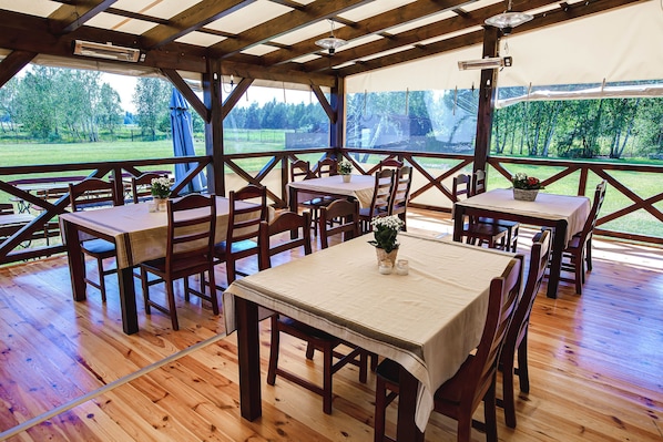 Terrace/patio