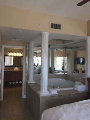 2 makuuhuonetta, Wi-Fi, vuodevaatteet