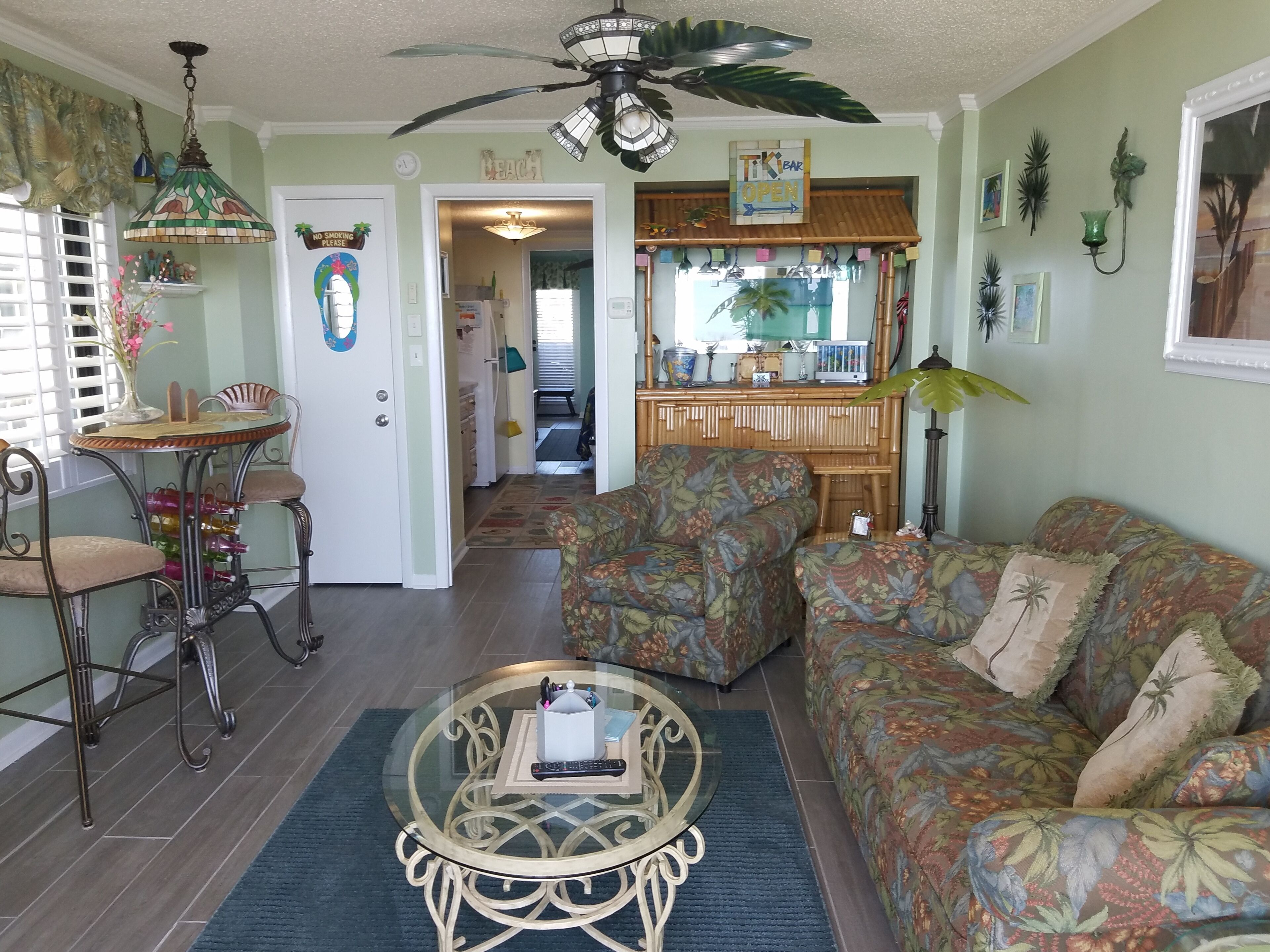 تلفزيون ذكي، مشغل دي في دي، مكتبة فيديو