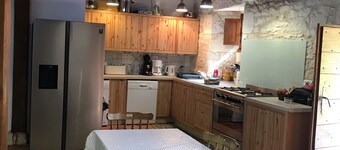 Large 18-bed gîte<br> all comforts near Dordogne, peaceful setting