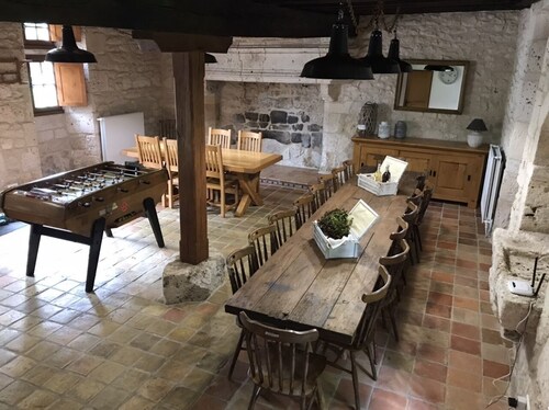 Large 23 bed gîte<br> all comforts near Dordogne, peaceful setting