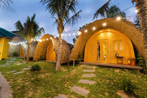 Hoi An SeaBreeze Village Resort