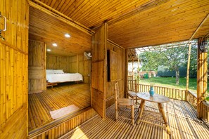 Biệt thự có tầm nhìn toàn cảnh | Khu phòng khách