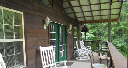 Sweet Valley Cabin en 6. 5 acres y estanque de pesca abastecido para su disfrute