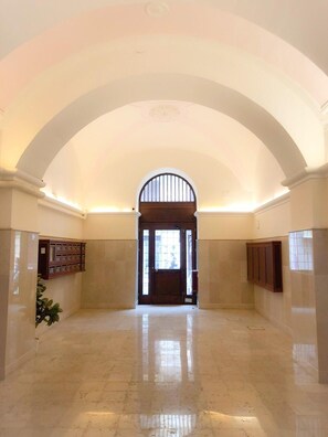 Interior - Casa di Flo (Your home in the center of Bari) (Bari)