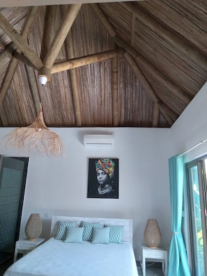 2 bedrooms, in-room safe, iron/ironing board, travel crib - Charming villa (pointe aux piments)