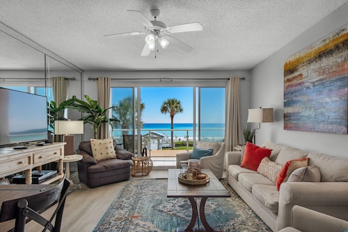 Ocean Front Destin Condo, Newly Redecorated