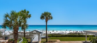 Ocean Front Destin Condo, Beach Service Included Summer 2025, Newly Redecorated