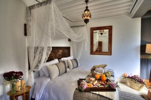 10 camere, Wi-Fi, lenzuola