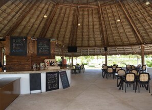 Baari (majoituspaikassa)