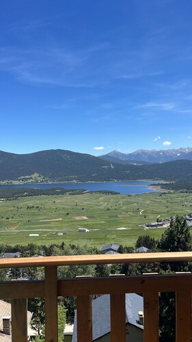 Boden des Chalets herrlichen Blick auf den See, 4-6 Personen