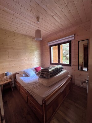 2 habitaciones, wifi gratis y ropa de cama 