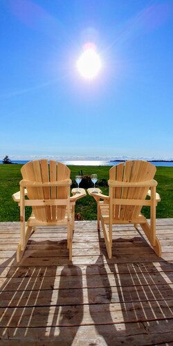 Oceanfront - PEI Beach House by the Bay - 4 Star - Great Location