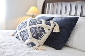2 chambres, fer et planche à repasser, lit de bébé portatif, Wi-Fi