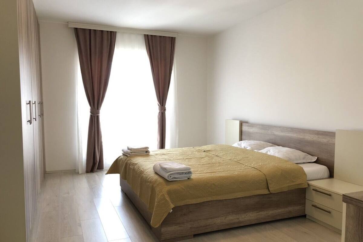 Apartment, 1 Bedroom (2)
