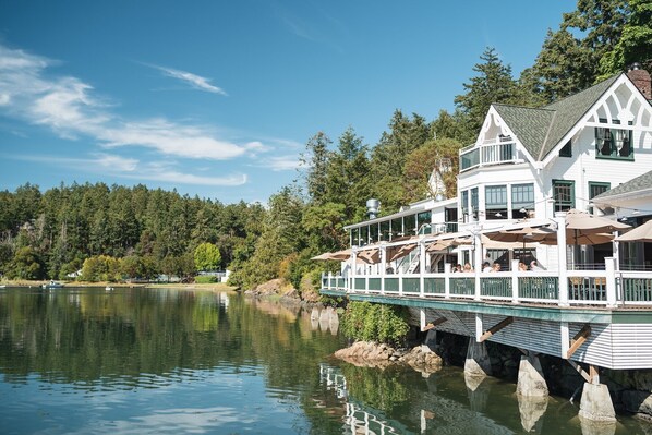 Exterior - Perfect location to relax, unwind, renew and enjoy San Juan Island (Friday Harbor)