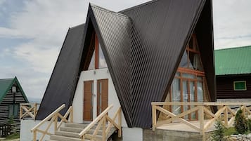 Façana frontal de l'allotjament