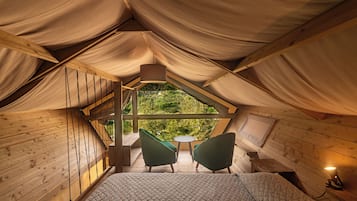 Deluxe Tent | 2 bedrooms, blackout drapes, bed sheets