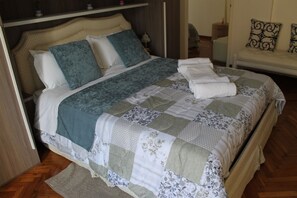 2 Schlafzimmer, Bügeleisen/Bügelbrett, kostenloses WLAN, Bettwäsche