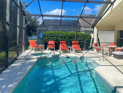 Beautiful Family Villa with South Facing Pool Overlooking Conservation Area