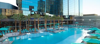 Perfect for Conferencing, Shopping, Dining, Shows and the Strip!