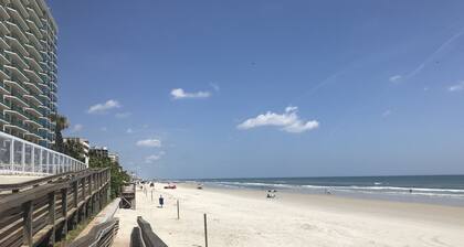 POOL IS OPEN
Daytona Beach Opus 9th Floor, 3 Bed 2 Bath, Beach Front Condominium