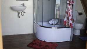 Bathroom - Penida Denbencingah Triangle (Klungkung)