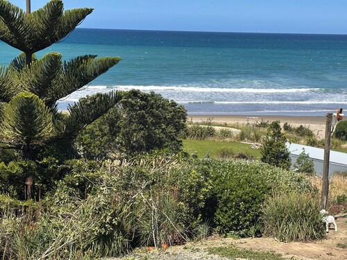 Outstanding Sea Views; Lovely Accommodation