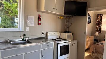 Fridge, microwave, stovetop, electric kettle